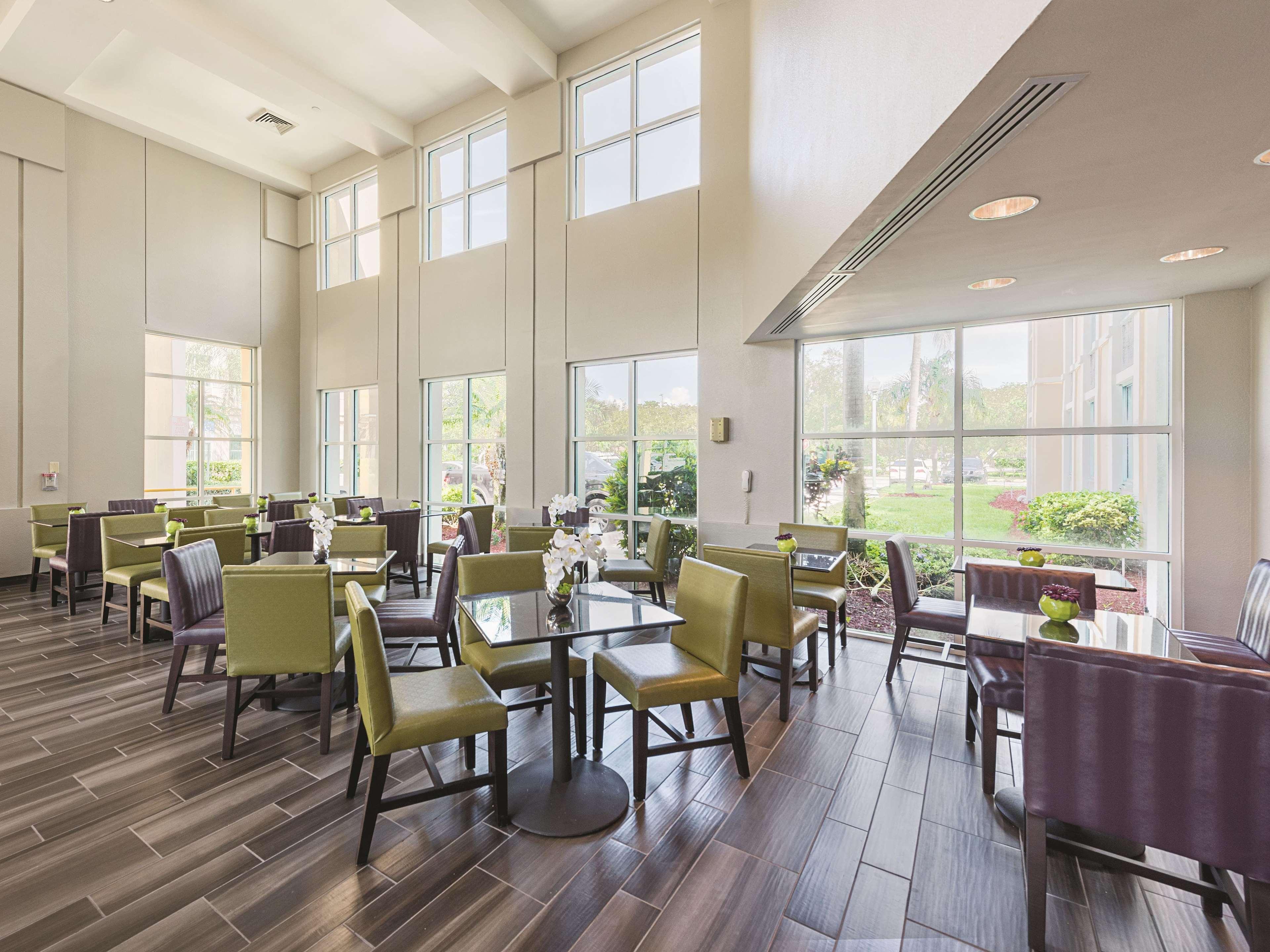 La Quinta By Wyndham Plantation At Sw 6Th St Hotel Eksteriør billede